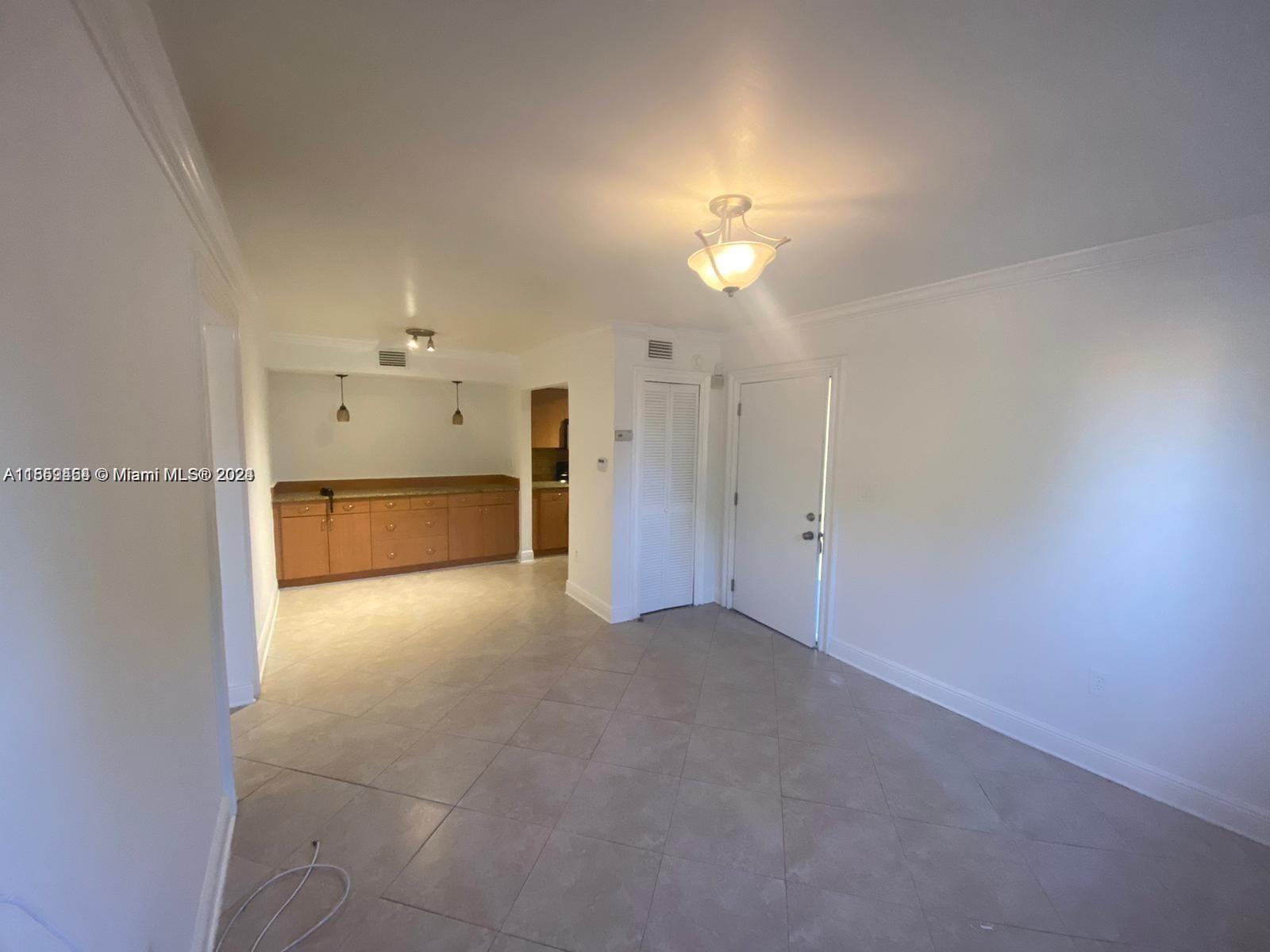 536 NW 114th Ave # 101