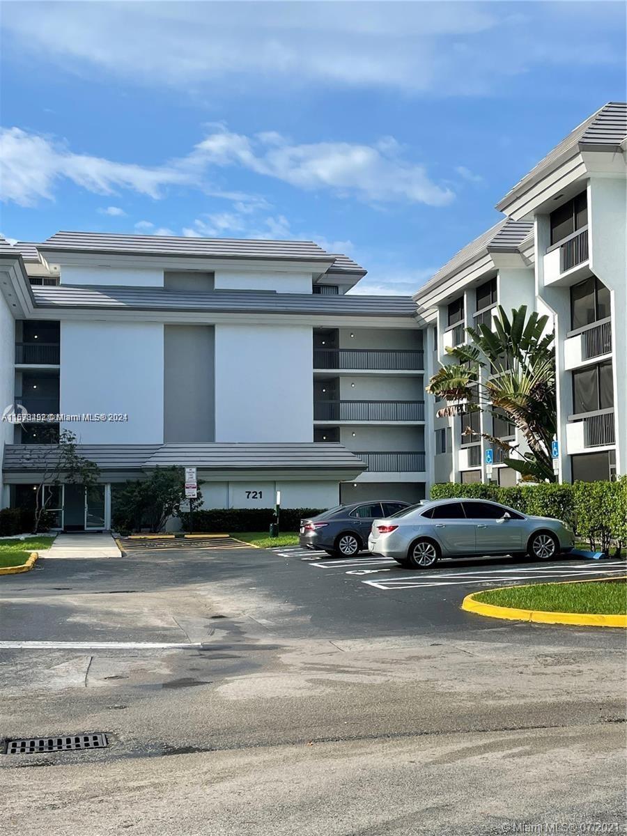 721 N Pine Island Rd # 104