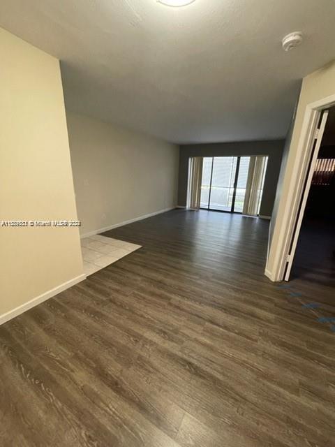 8721 NW 39th St # 1