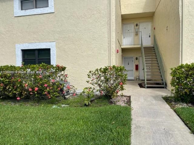 8721 NW 39th St # 1