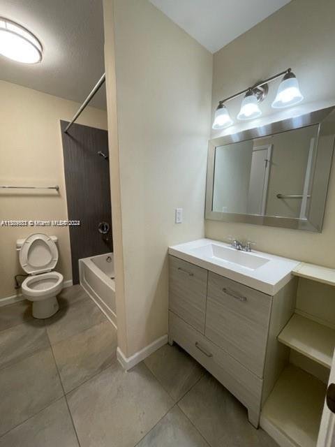 8721 NW 39th St # 1