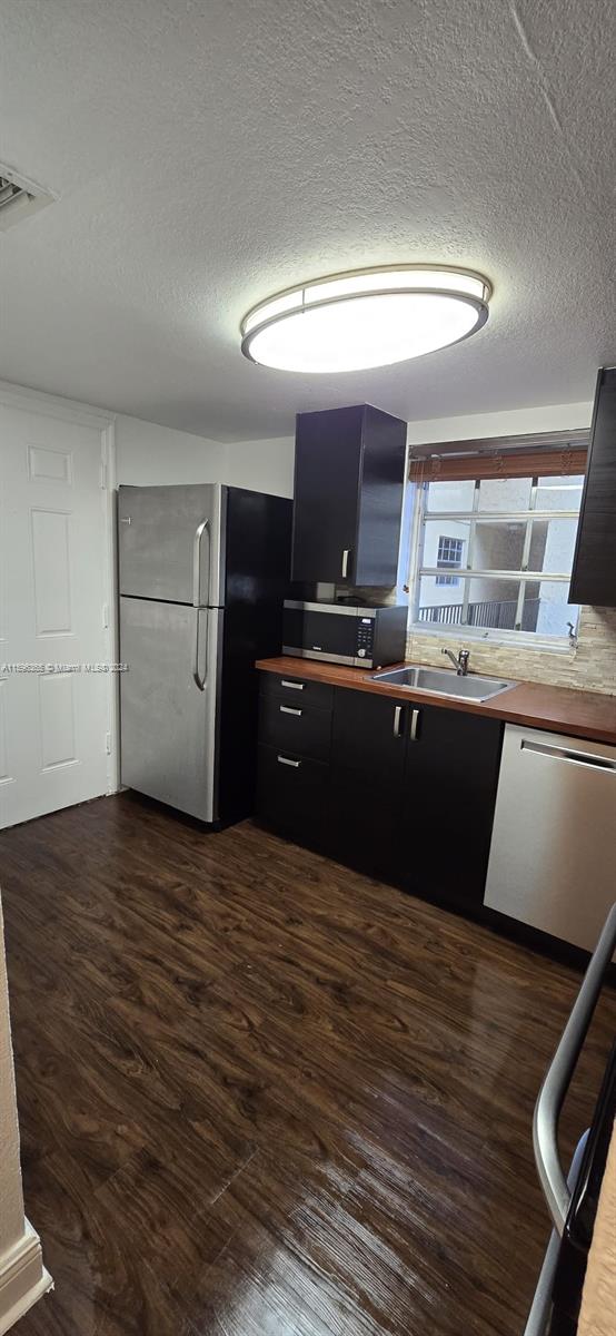 8650 SW 109th Ave # 209 Unit: 3-209
