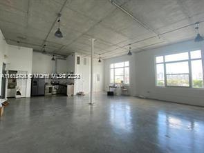 250 NW 23rd St # 409