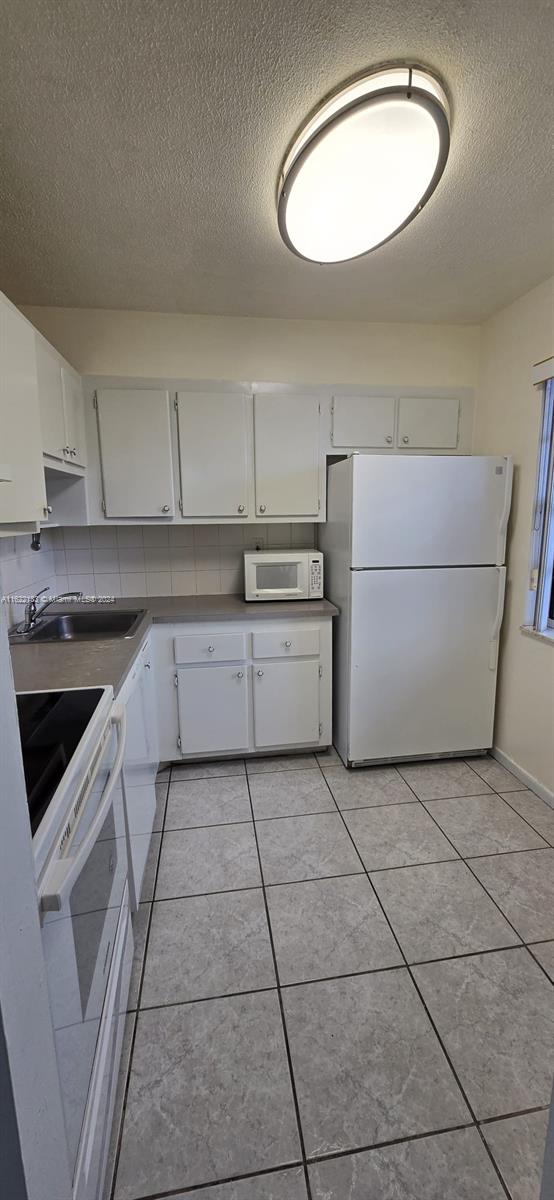 9440 Fontainebleau Blvd # 505