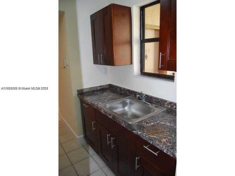 660 NW 114th Ave # 203