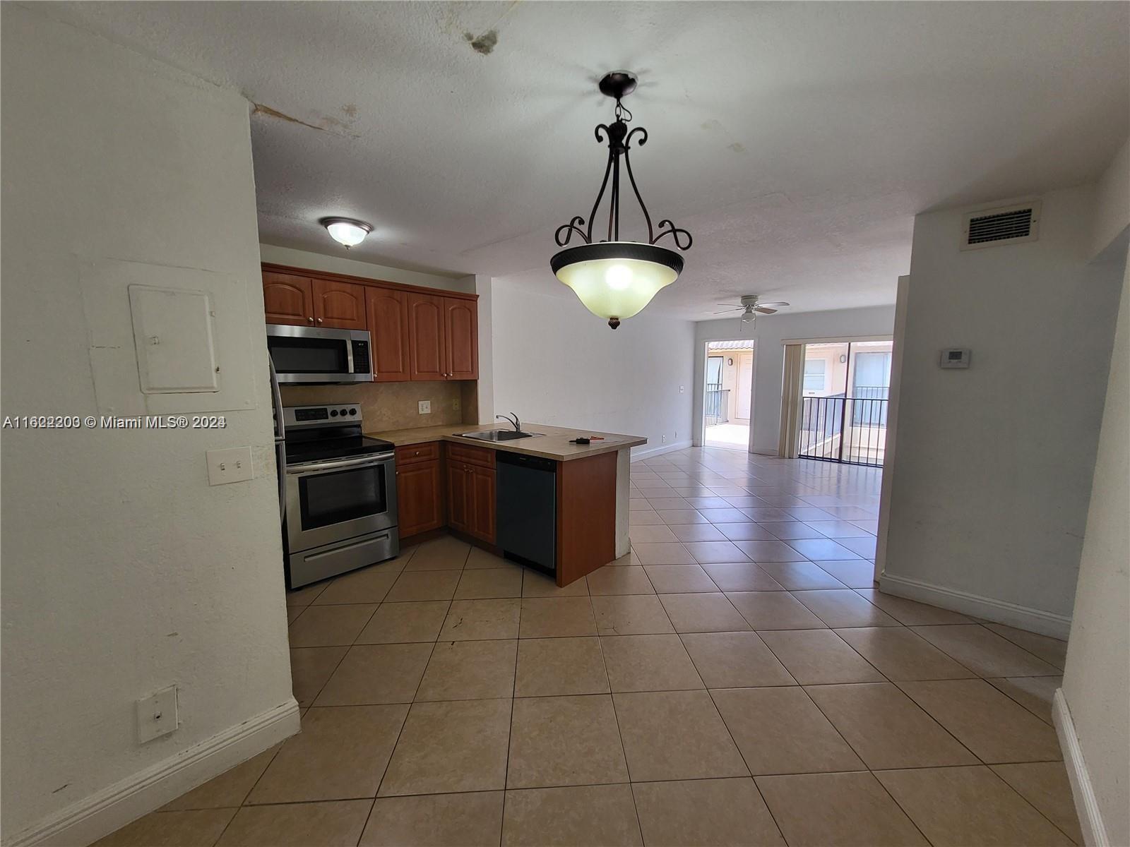 10920 Royal Palm Blvd # 10920