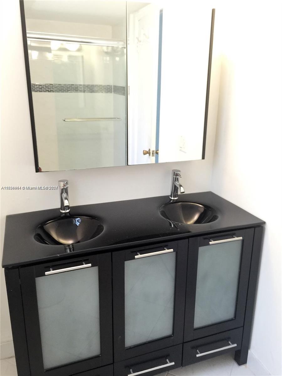 9460 Fontainebleau Blvd # 234