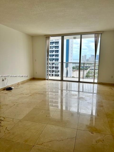 1750 N Bayshore Dr # 2308