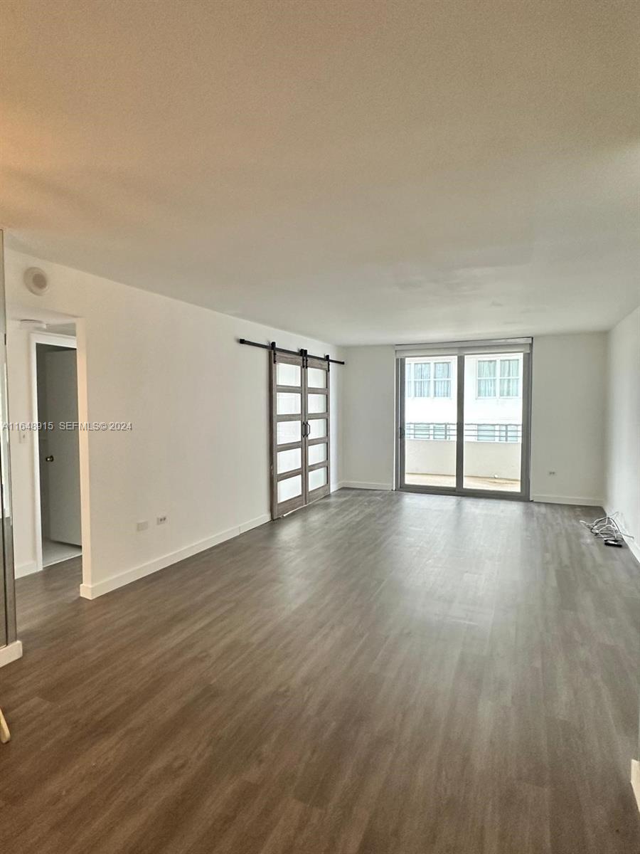 5555 Collins Ave # 10B
