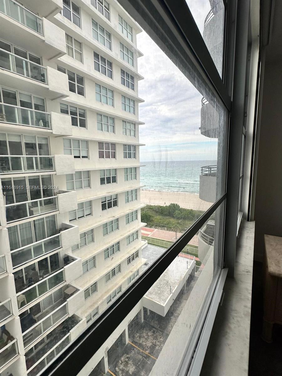 5555 Collins Ave # 10B
