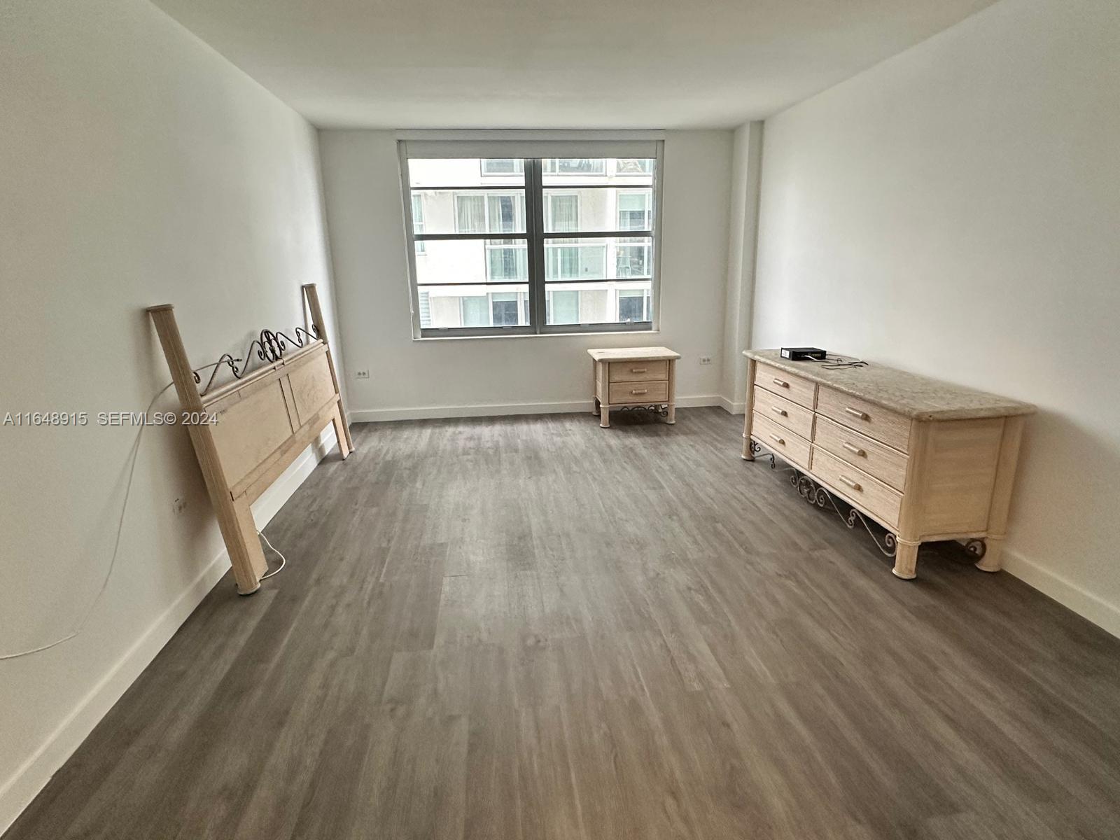 5555 Collins Ave # 10B