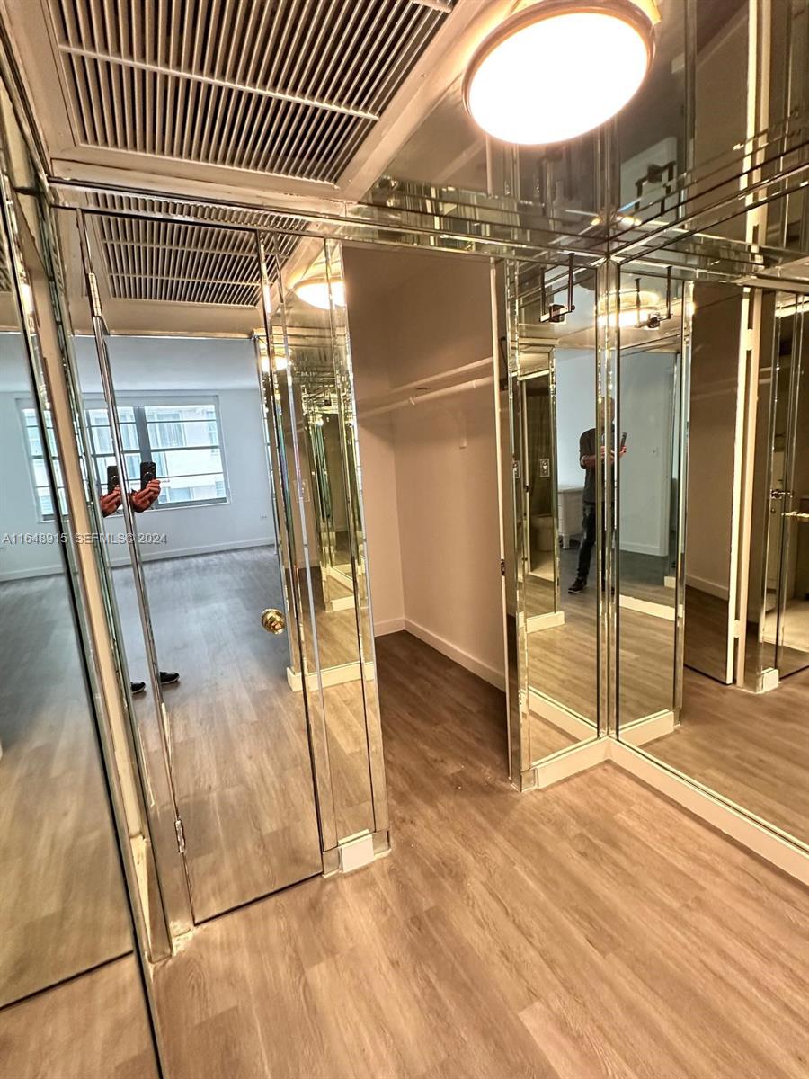 5555 Collins Ave # 10B