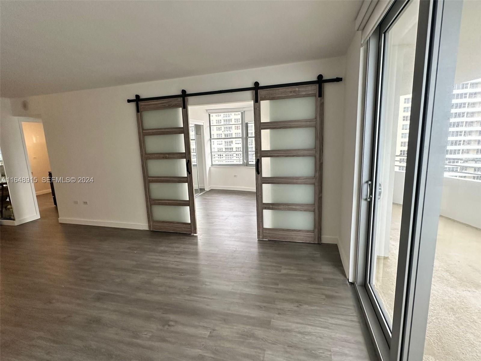 5555 Collins Ave # 10B