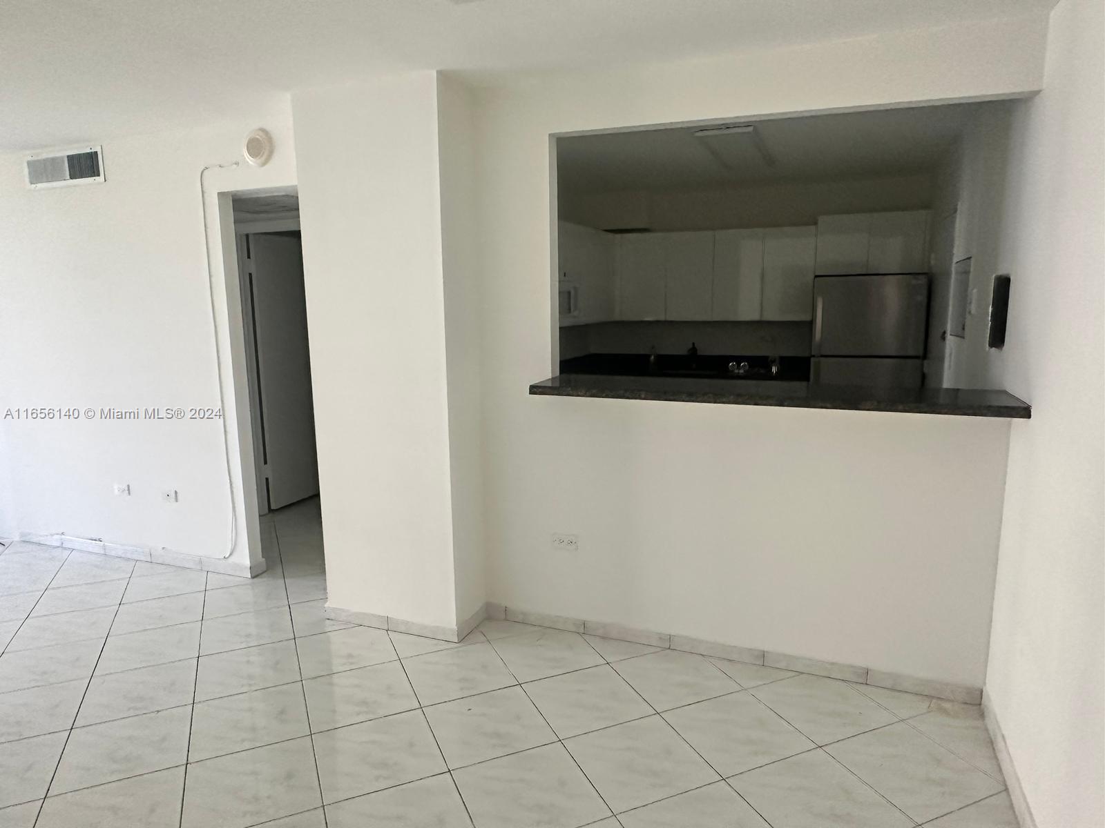 5555 Collins Ave # 8Z