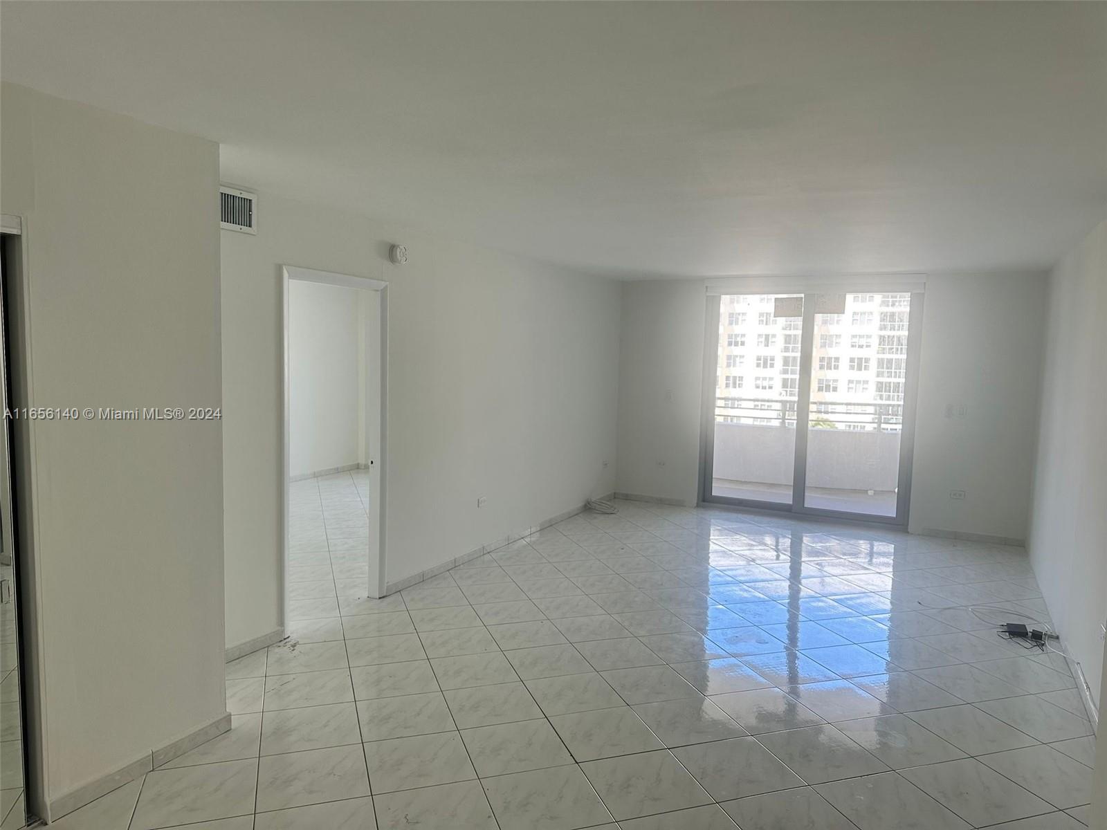 5555 Collins Ave # 8Z