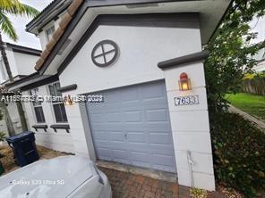 7633 NW 114th Path