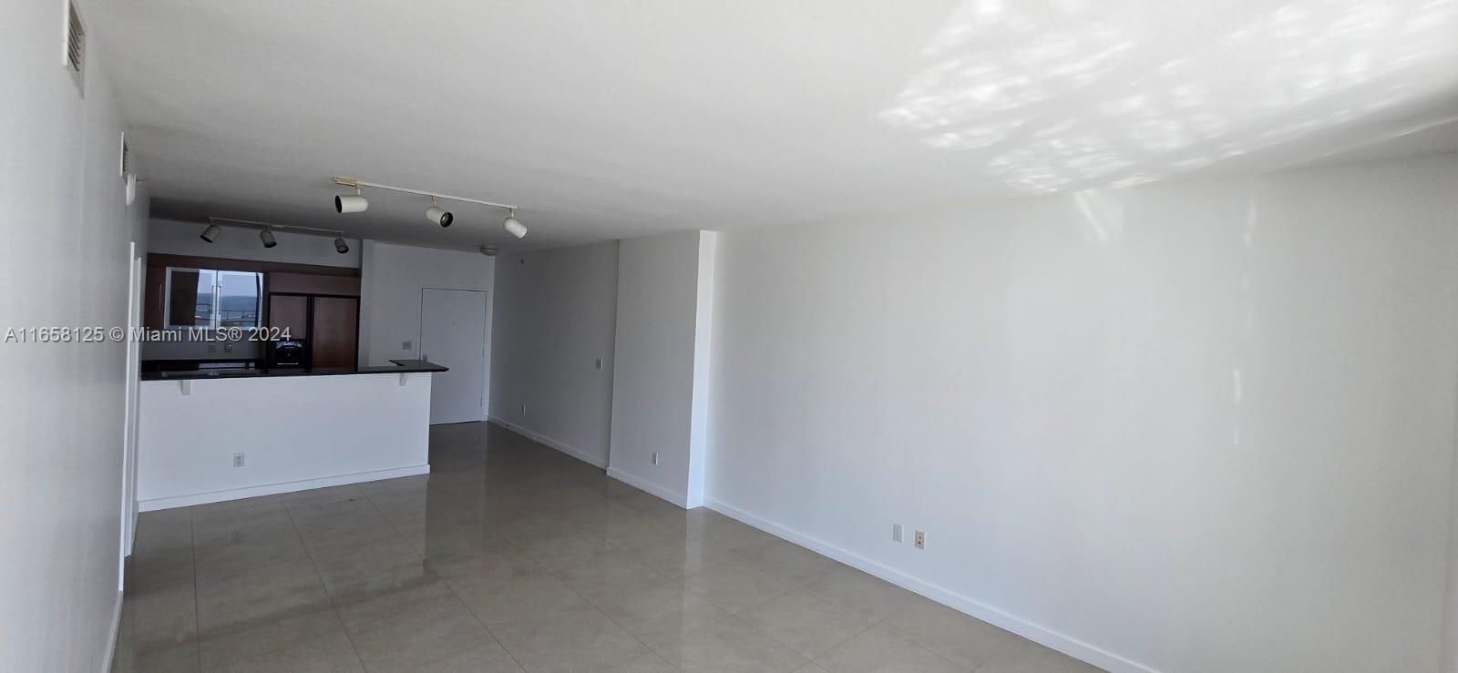 335 S Biscayne Blvd # 3101