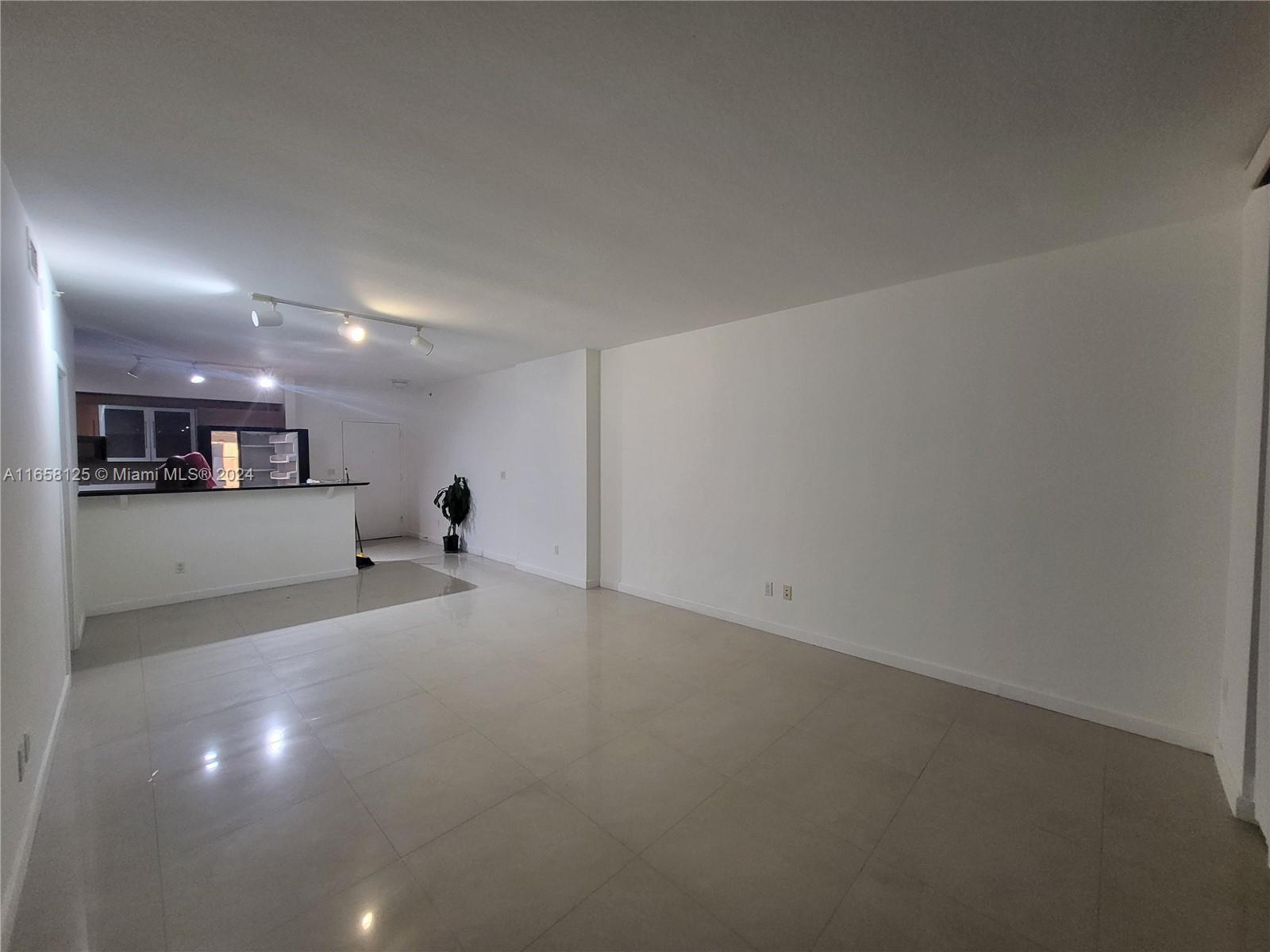 335 S Biscayne Blvd # 3101