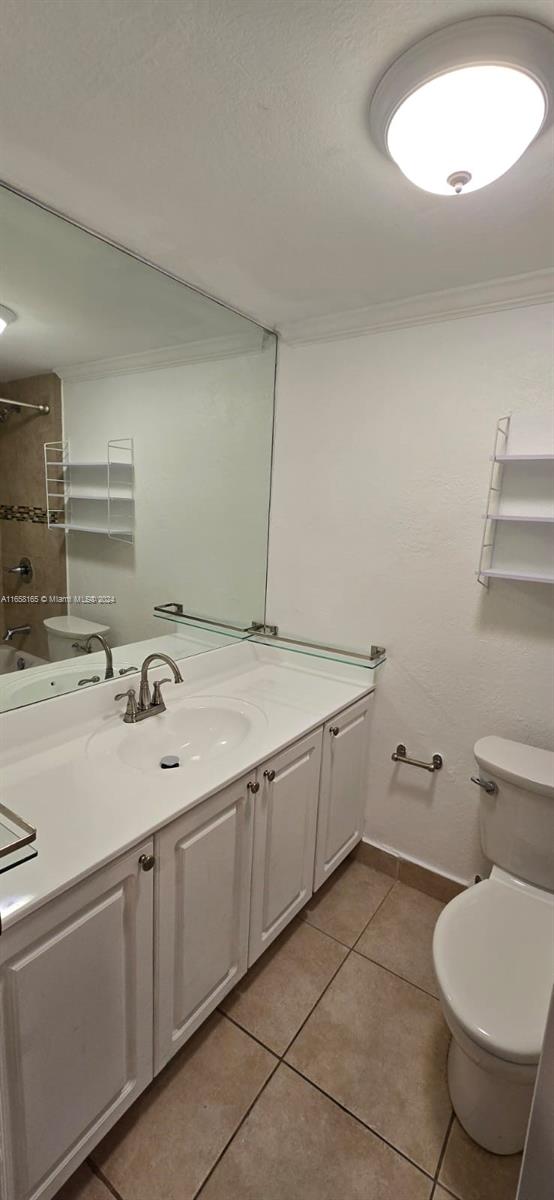 8600 SW 109th Ave # 222 Unit: 4-222