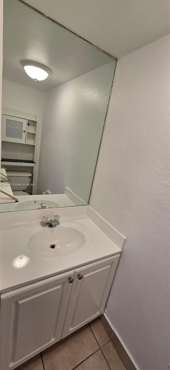 8600 SW 109th Ave # 222 Unit: 4-222