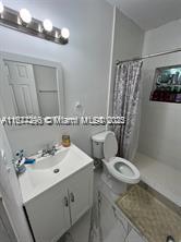 2537 SW 10th St
