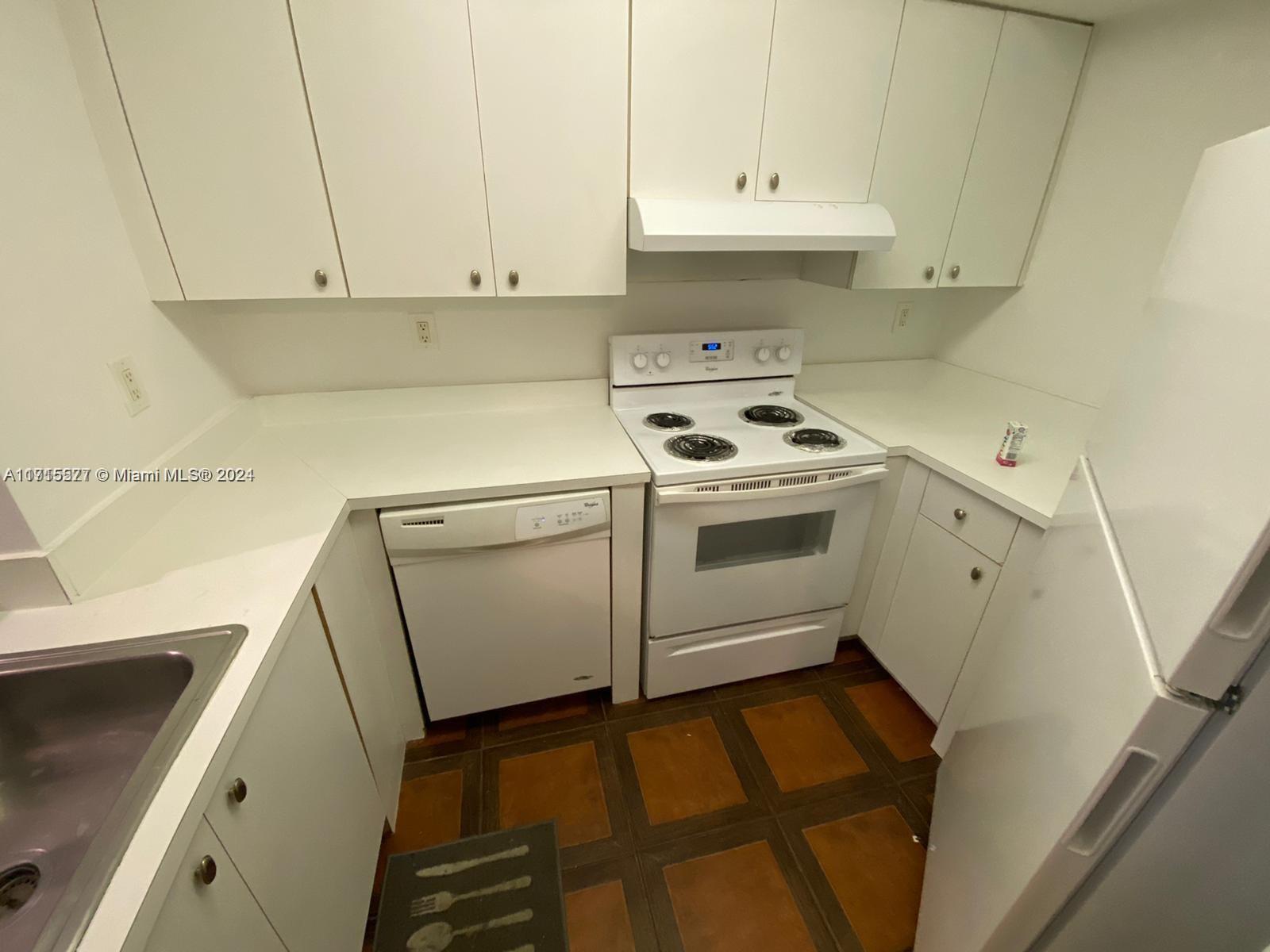 8215 SW 152nd Ave # 209 Unit: G-209