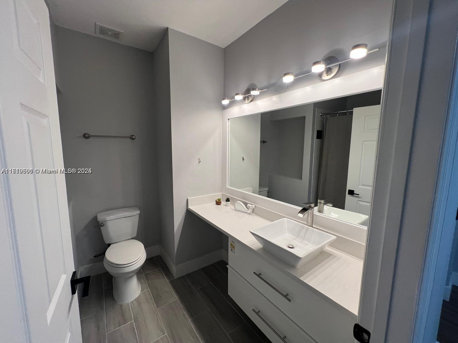 1229 SW 48th Terrace # 1229