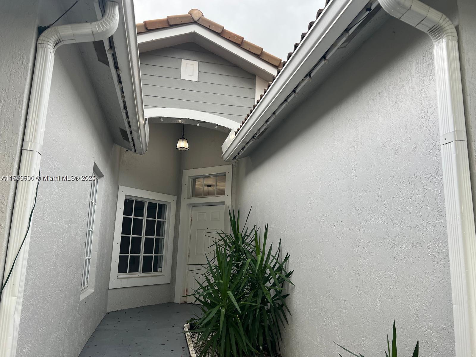 1229 SW 48th Terrace # 1229