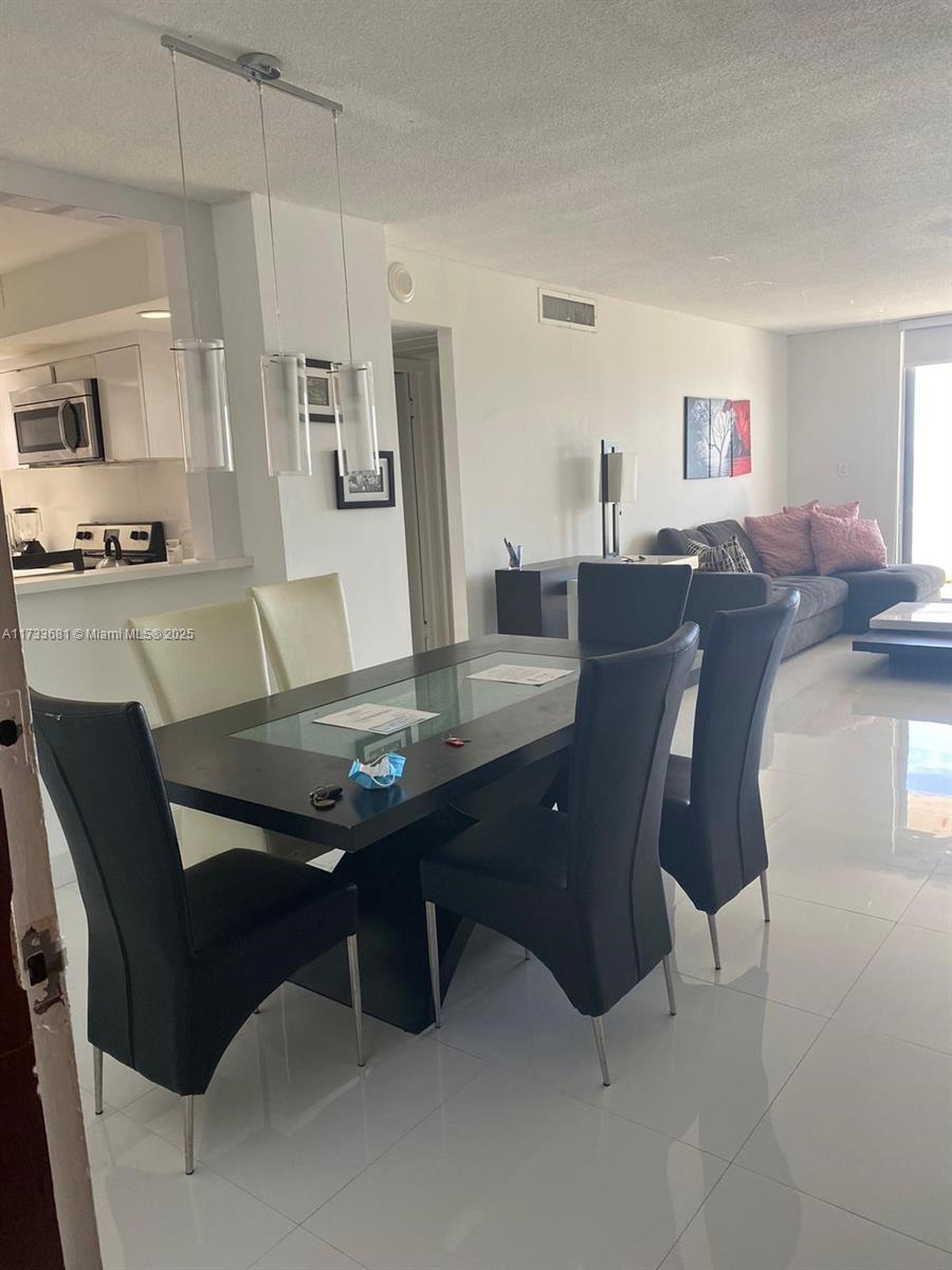 5555 Collins Ave # 4H