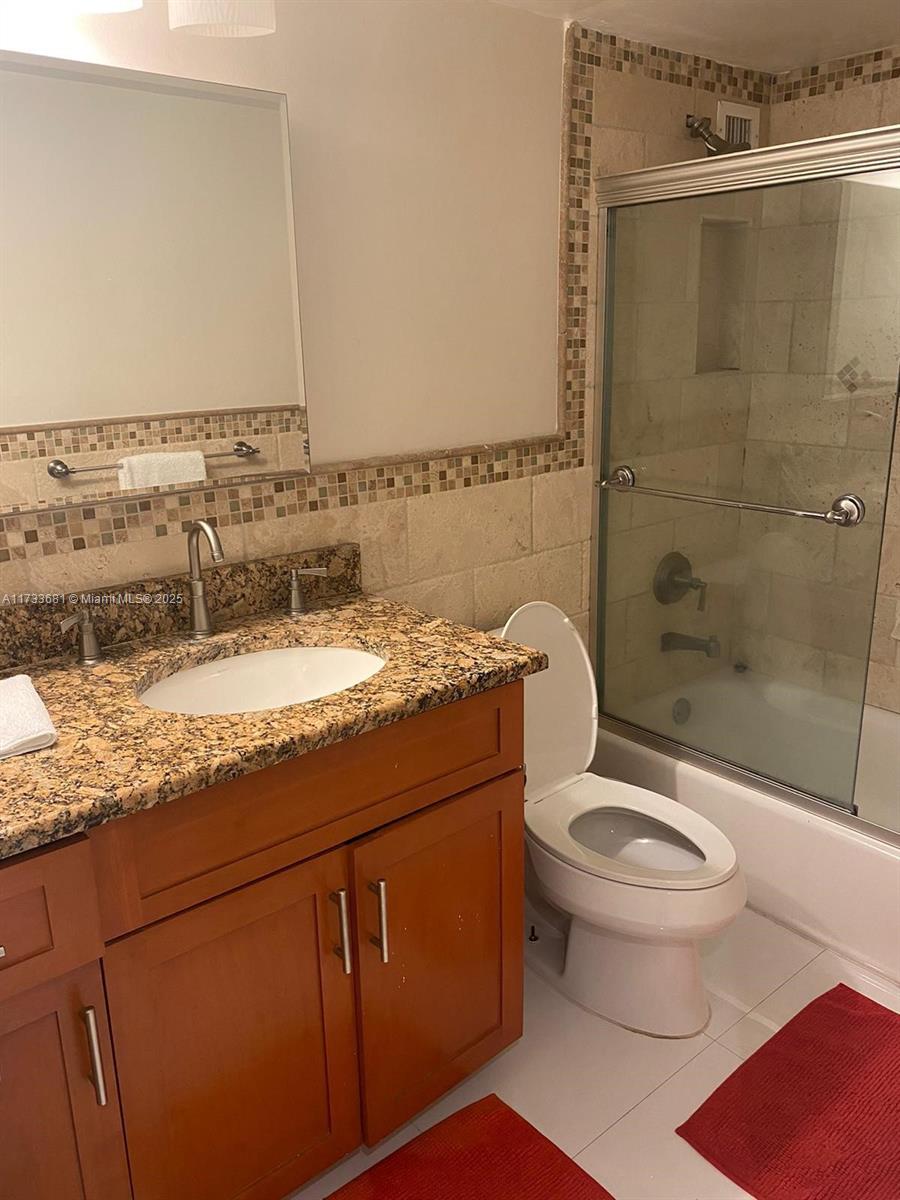 5555 Collins Ave # 4H