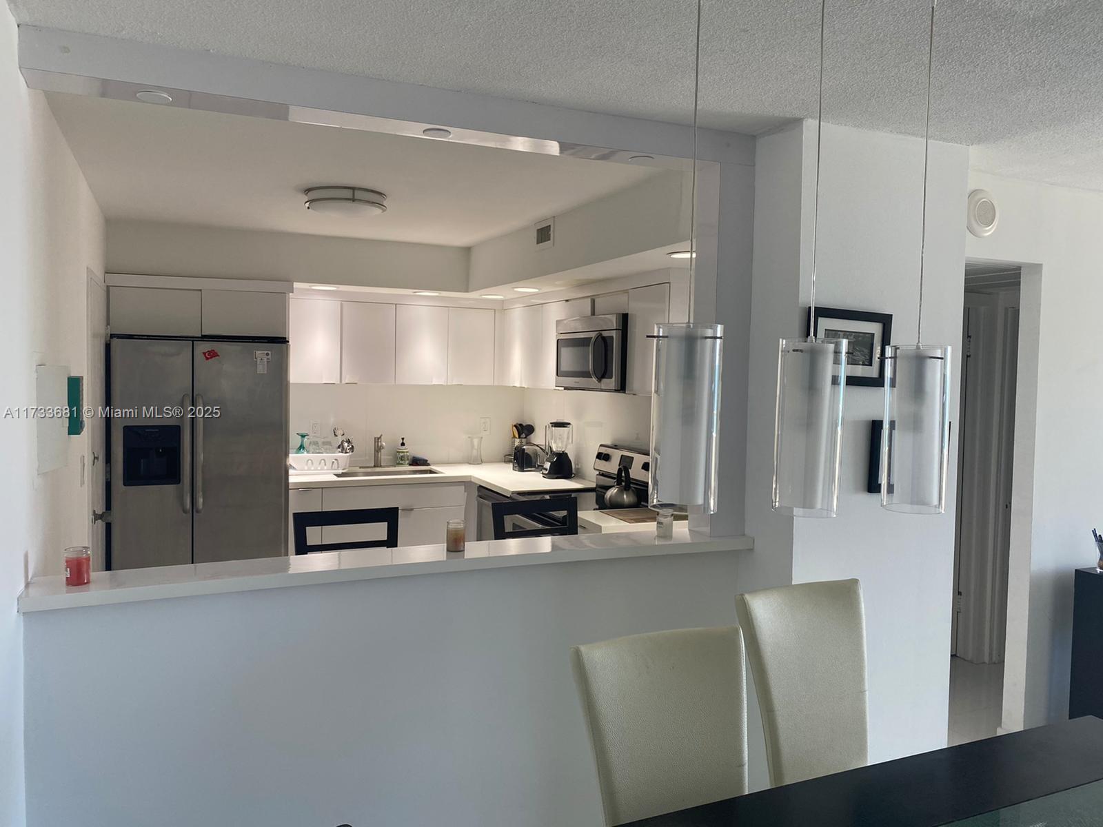 5555 Collins Ave # 4H