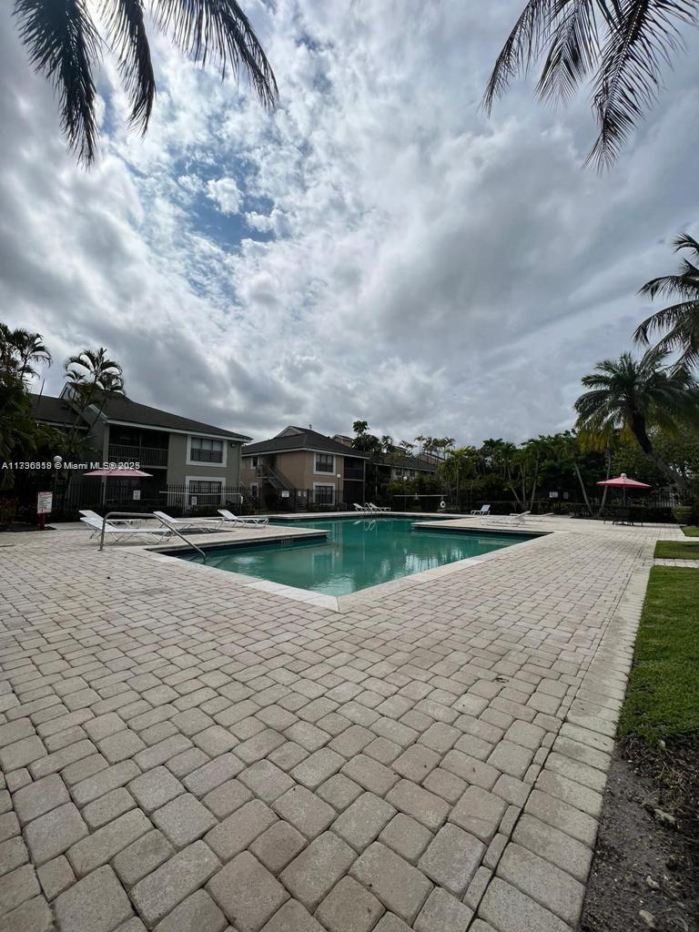 4076 NW 87th Ave # 4076