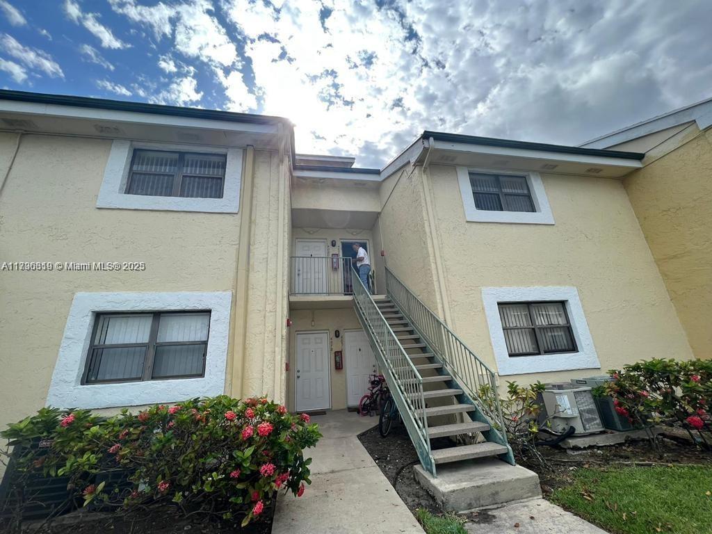4076 NW 87th Ave # 4076