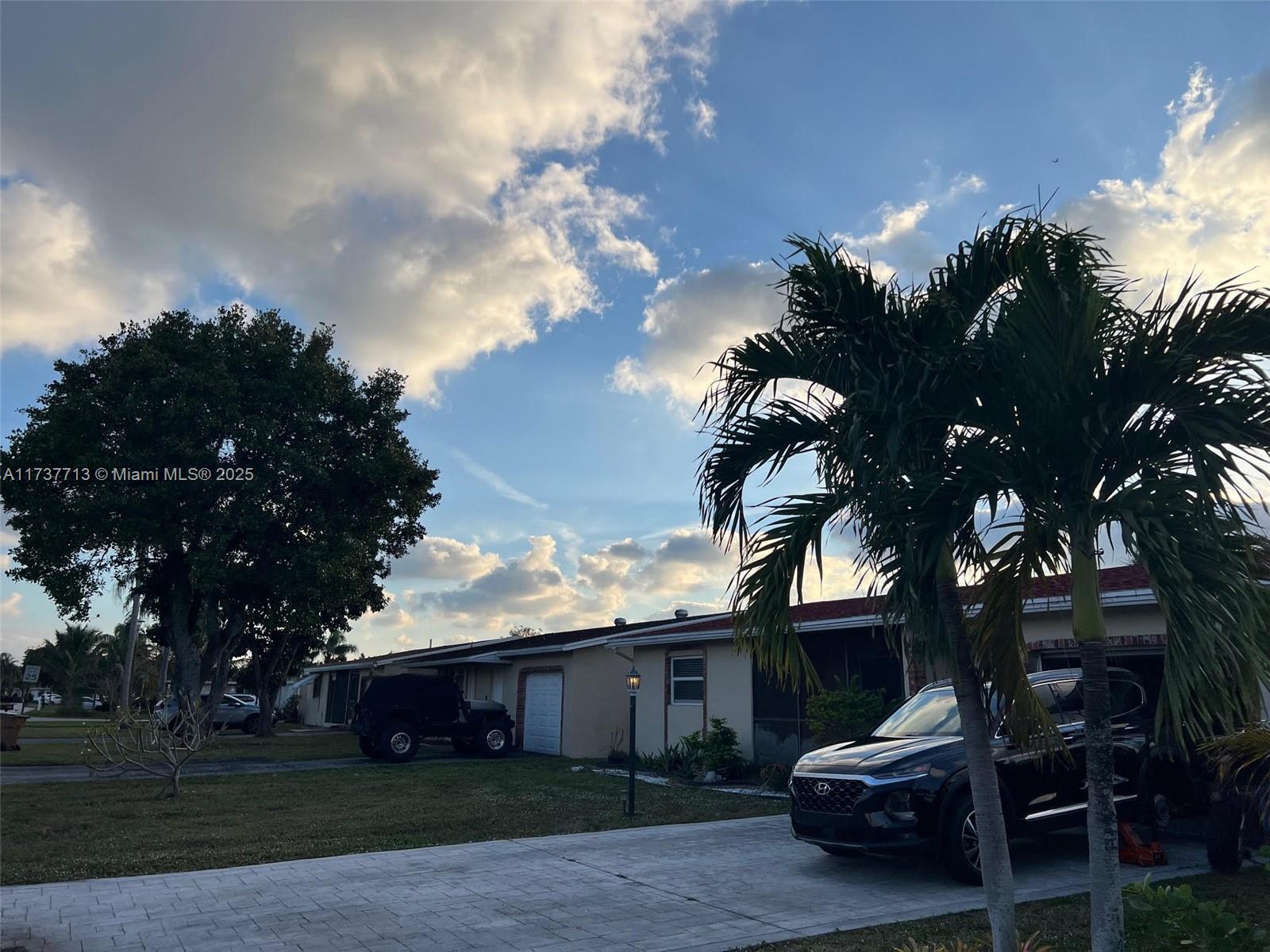 4921 NW 13th Ave