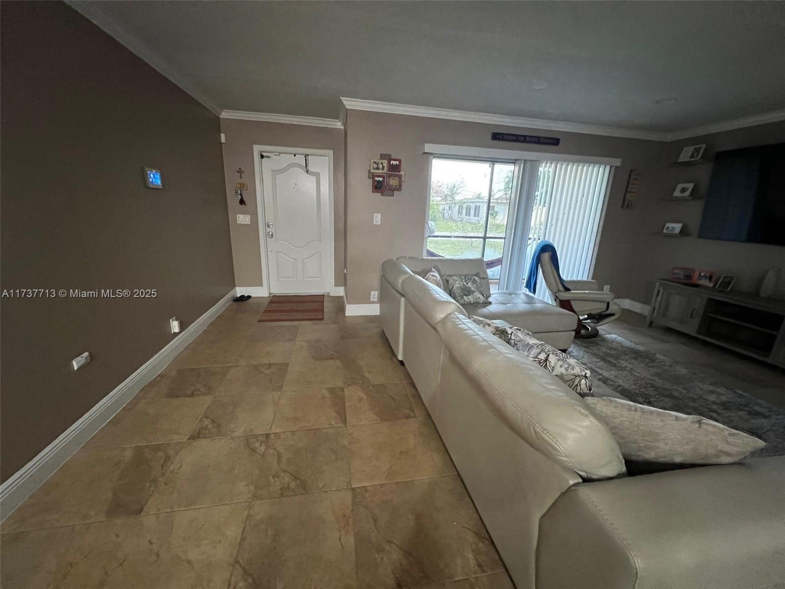 4921 NW 13th Ave