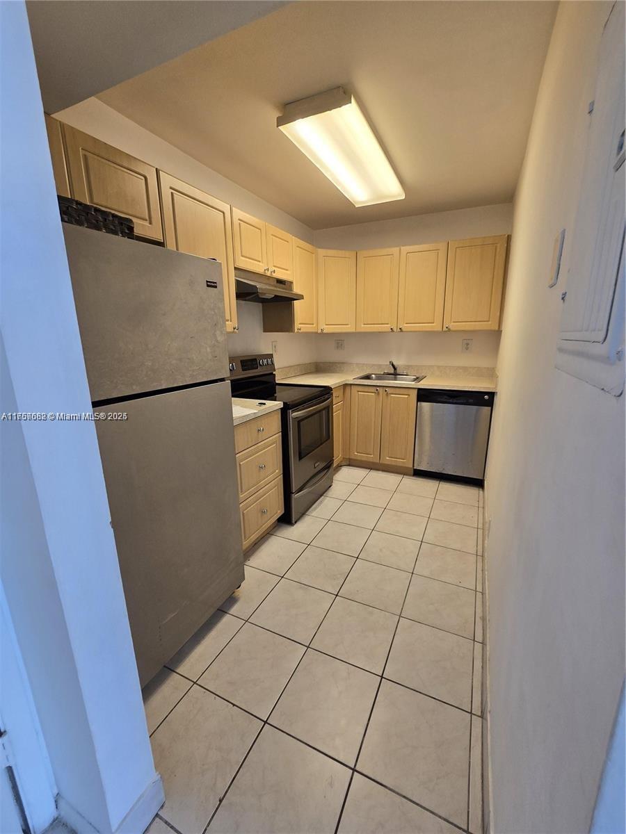 405 S Pine Island Rd # 202D
