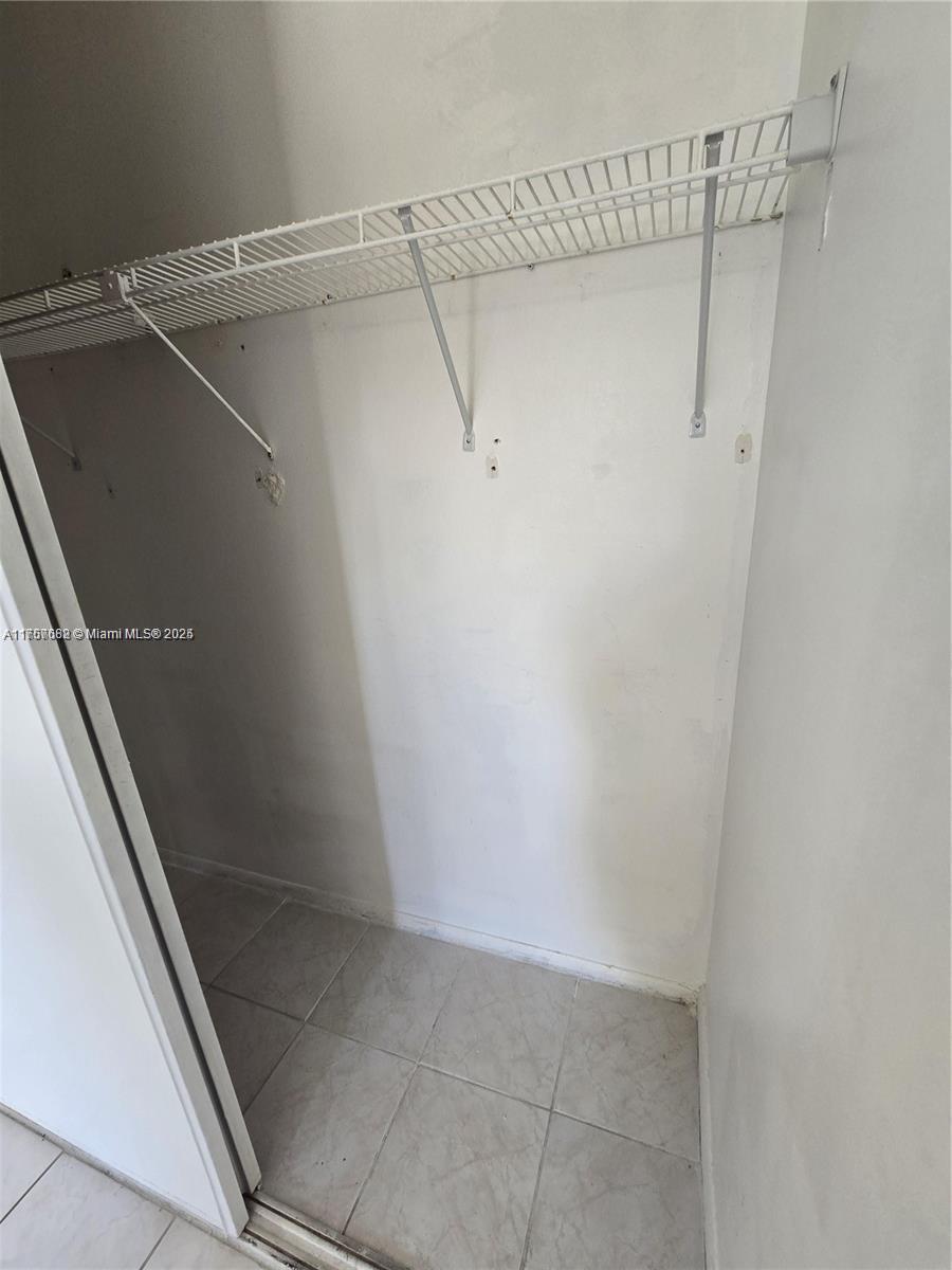 405 S Pine Island Rd # 202D
