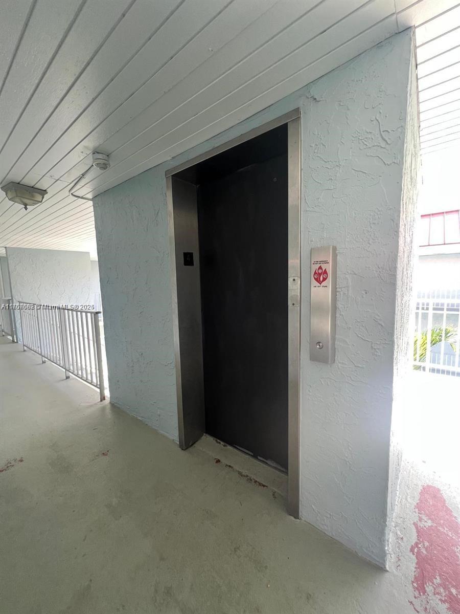 405 S Pine Island Rd # 202D