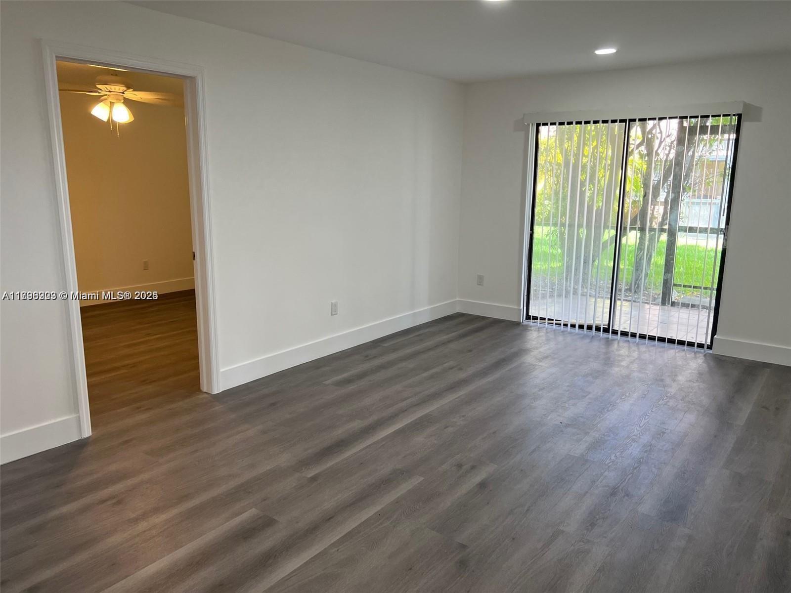 6540 W 27th Ct # 56 Unit: 14-56