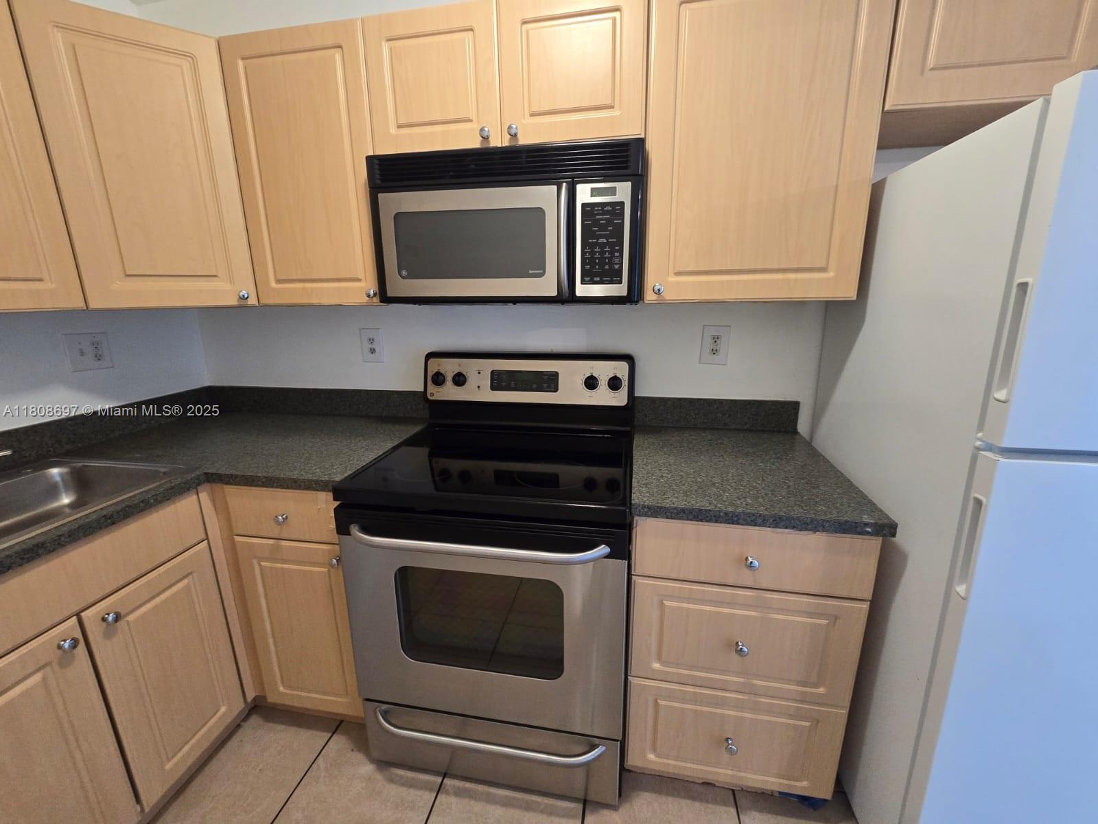 405 S Pine Island Rd # 401D