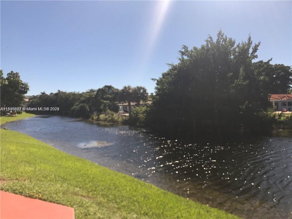 405 S Pine Island Rd # 401D