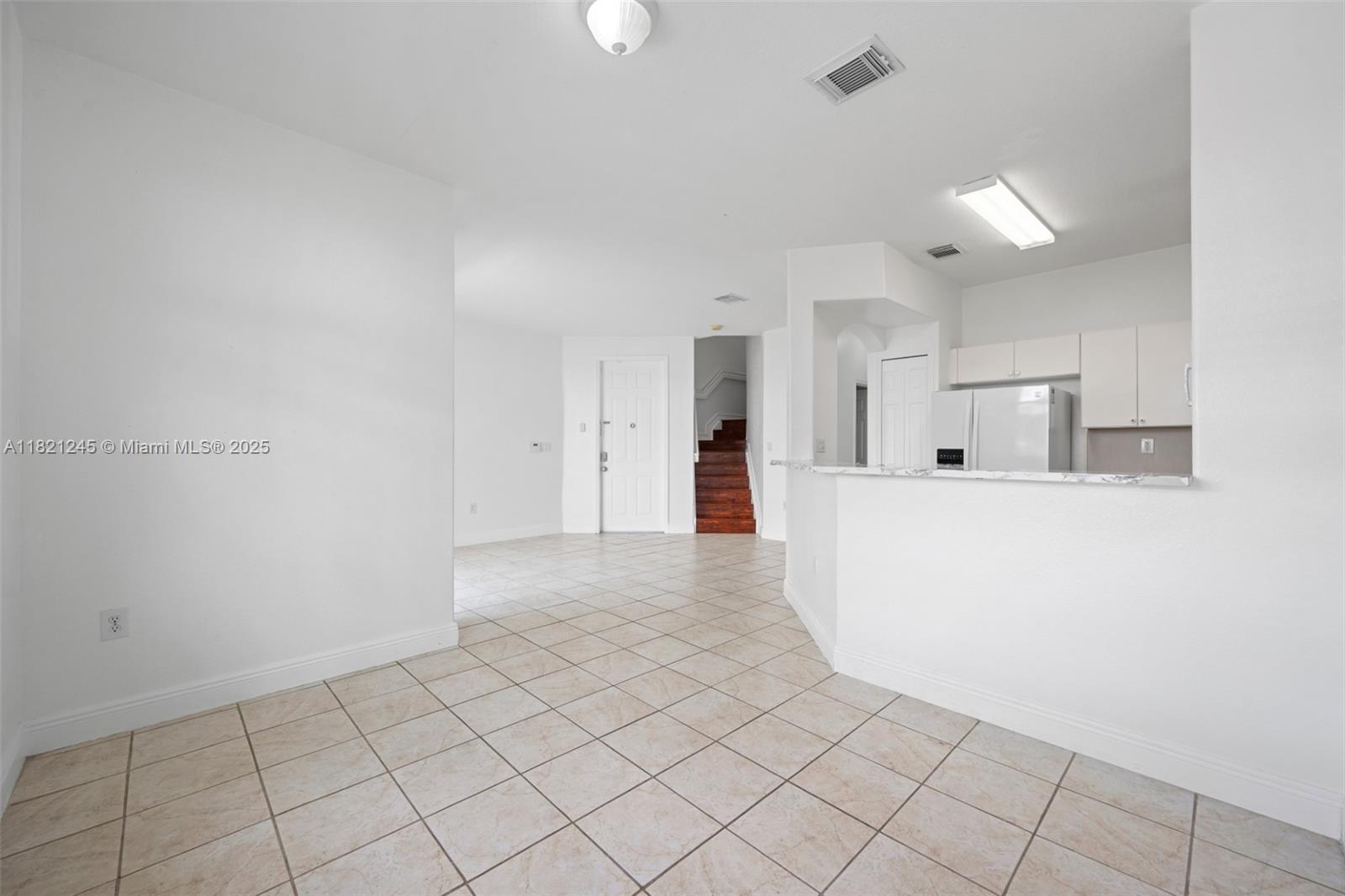 7633 NW 114th Path # 7633