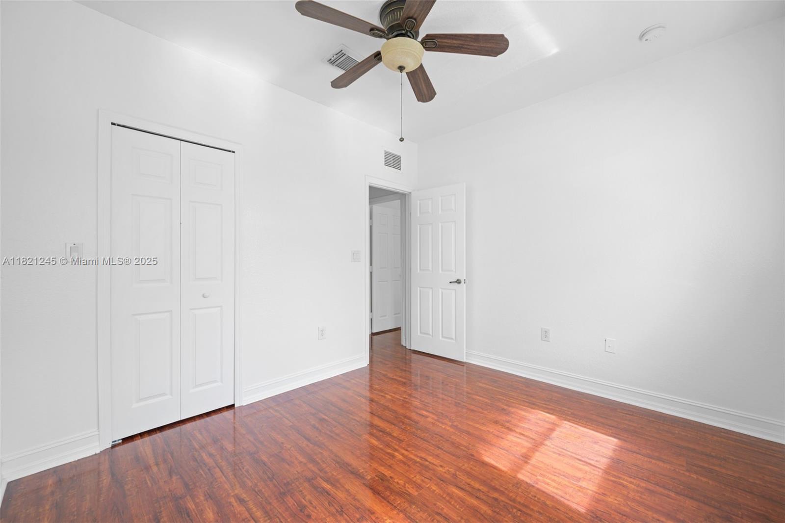 7633 NW 114th Path # 7633