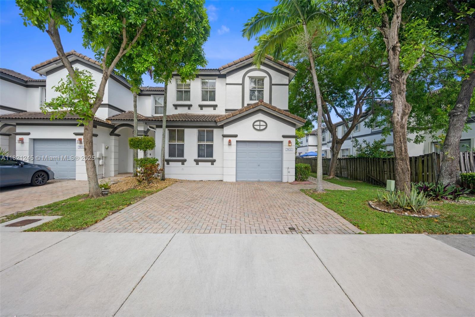 7633 NW 114th Path # 7633