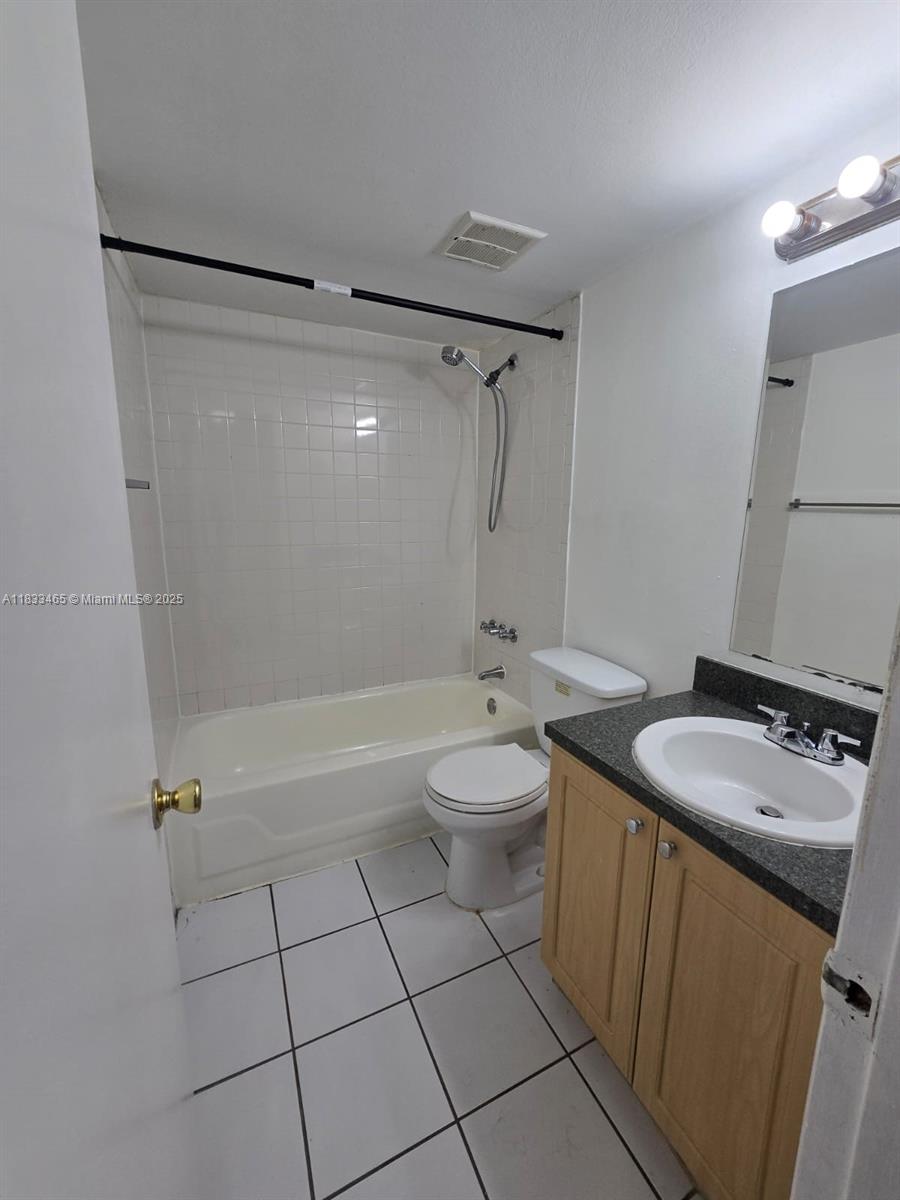 405 S Pine Island Rd # 401D