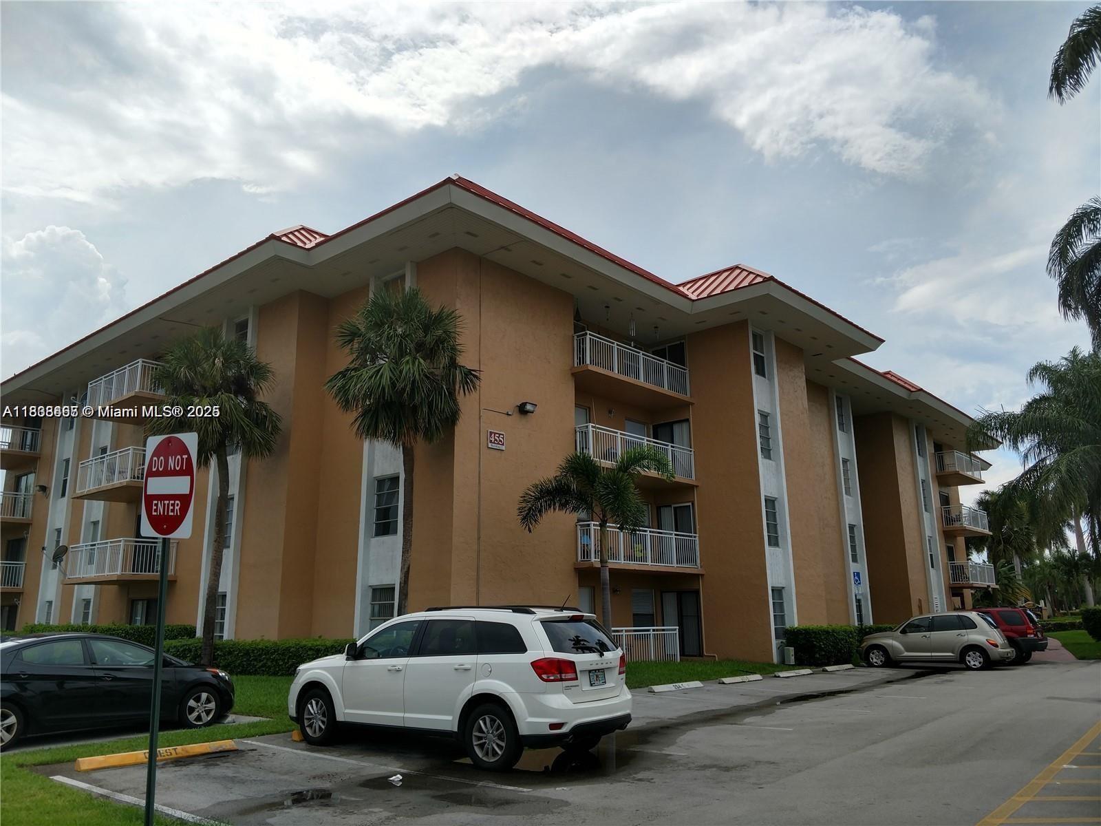 405 S Pine Island Rd # 401D