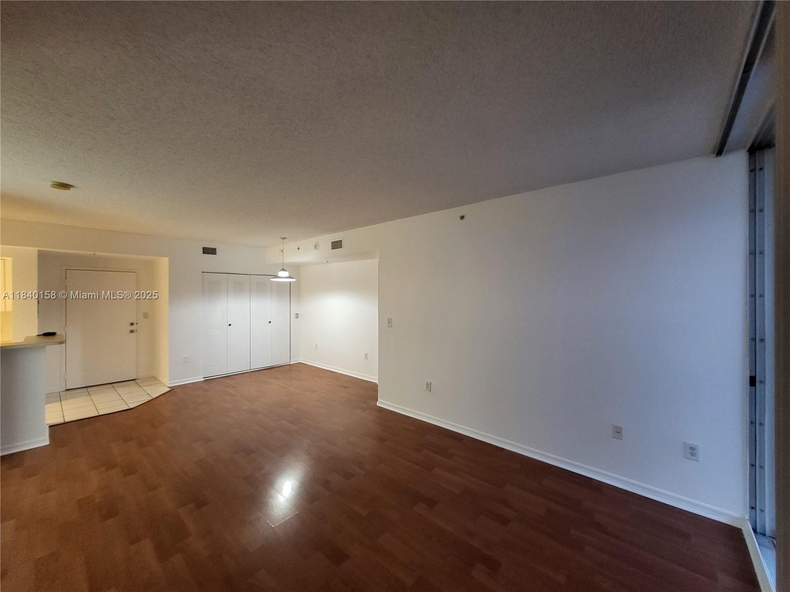 5077 NW 7th St Unit: PH6