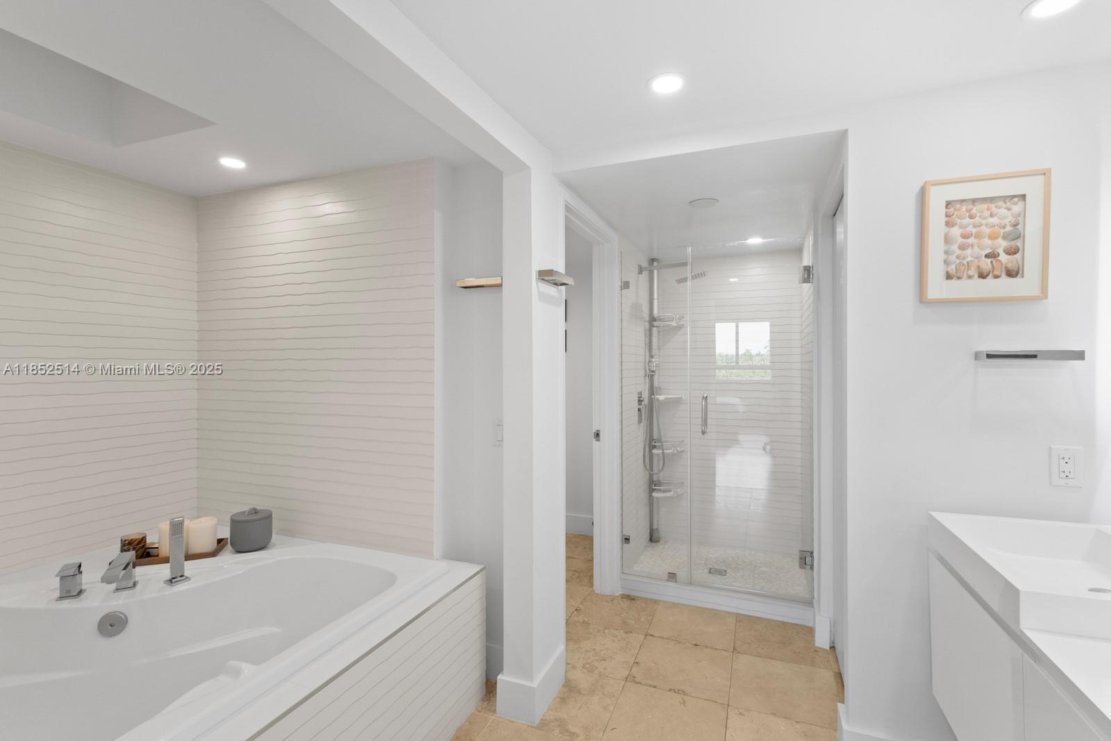 161 Crandon Blvd # 317