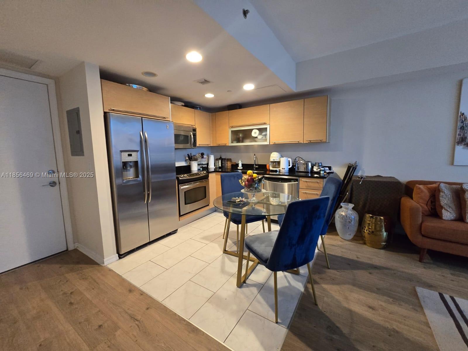 950 Brickell Bay Dr # 3009