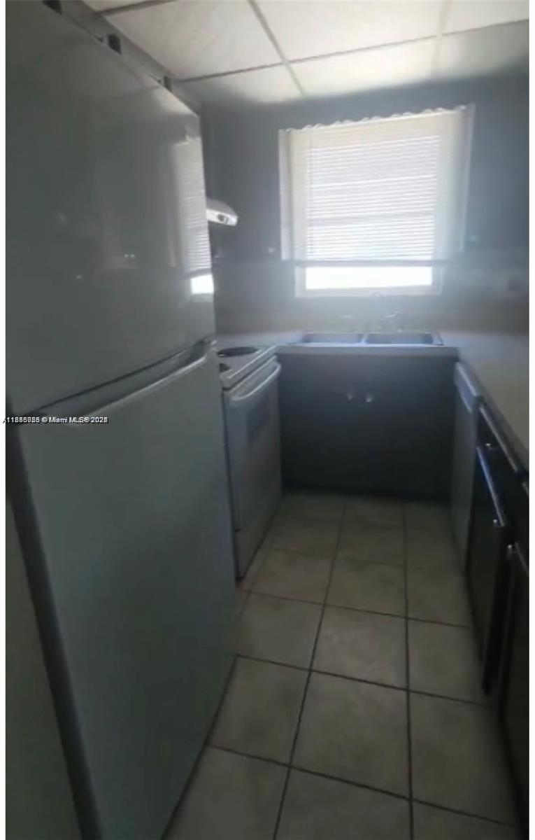 8877 NW 28th Dr # 4 Unit: 4-4